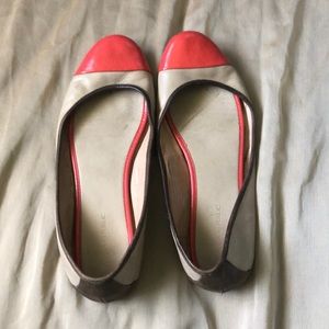 Banana Republic Flats 9.5